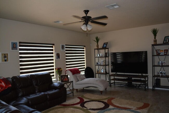 Photo - 12336 Chelmsford