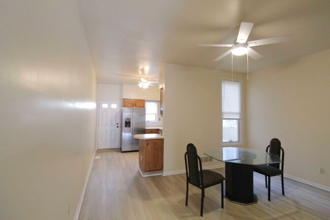 Photo - 507 W 4th St