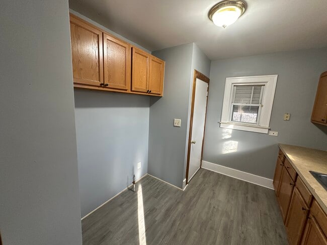 Photo - 2512 Tyrone St