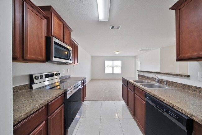Photo - 12122 Trawler Pl
