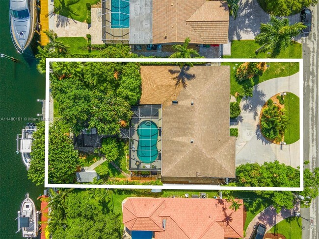 Photo - 454 Tamarind Dr