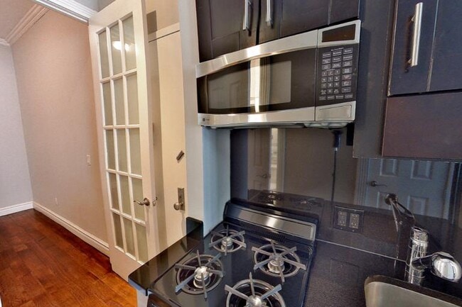 Photo - 53 Leroy St Unit 1A