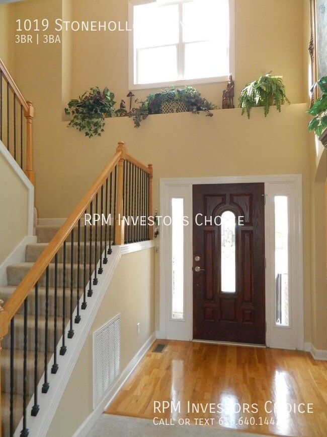 Photo - 1019 Stonehollow Way