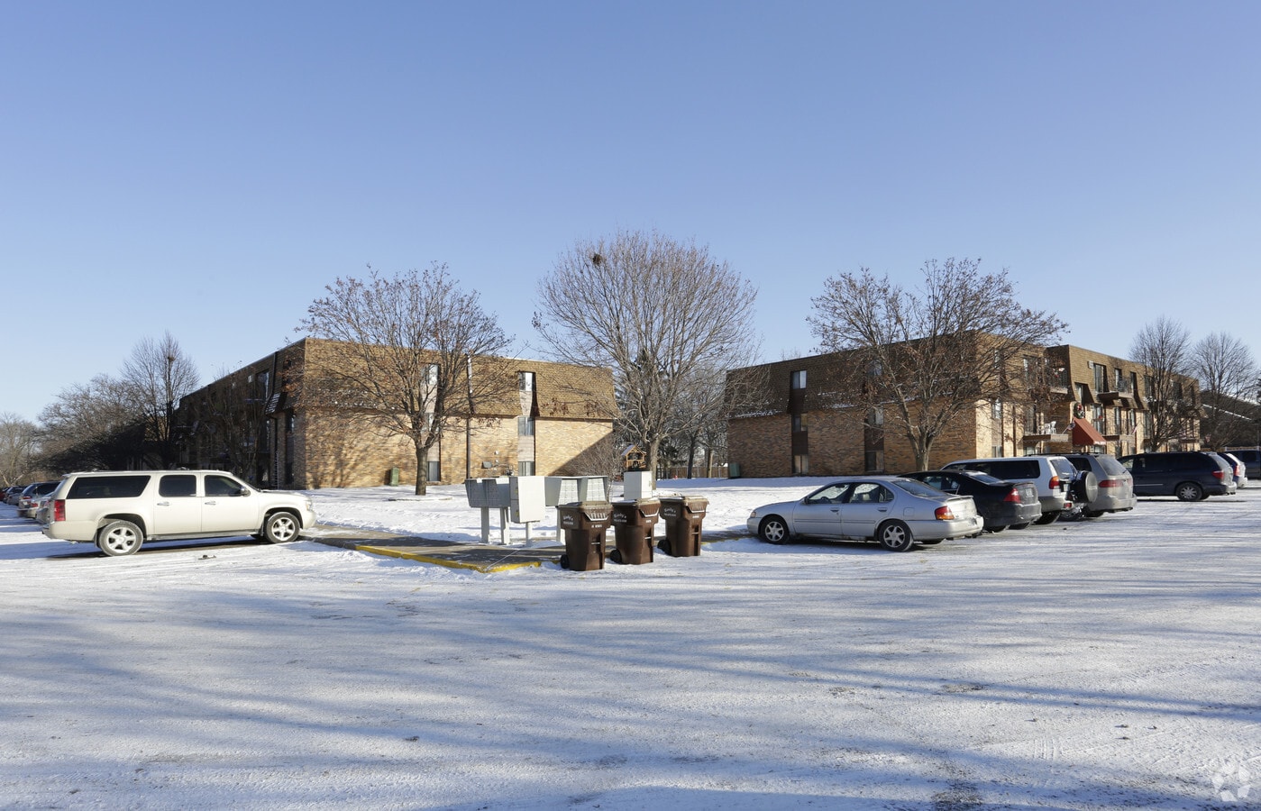 Blaine Manor Apartments - Blaine Manor Apartments