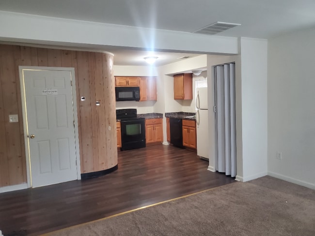 Photo - 2007 Breitwert Ave