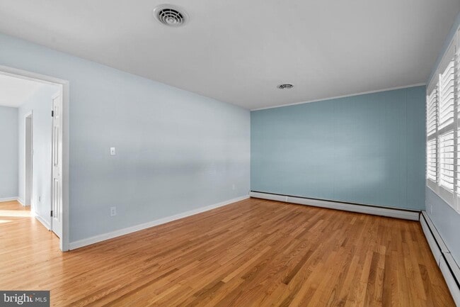 Photo - 9957 Frederick Rd