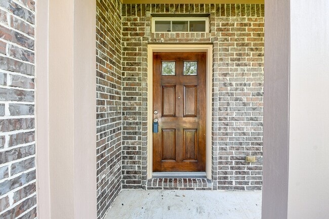 Photo - 2123 Witham Park Ln