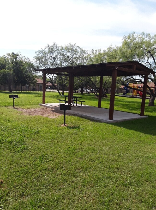 Sadosa Ridge