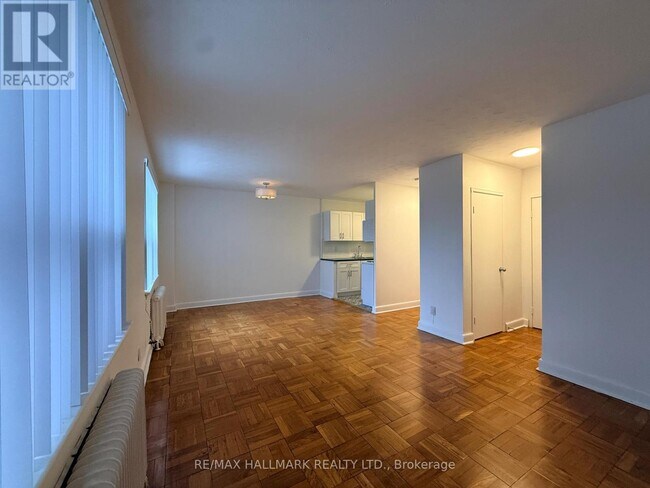 Photo - 57 Rawlinson Ave Unité 203