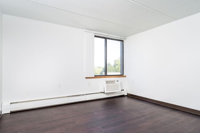 Photo - Creek Terrace