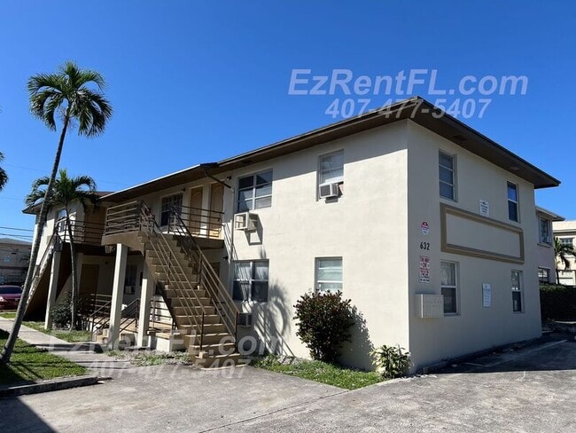 Photo - 632 8th St Unit #1