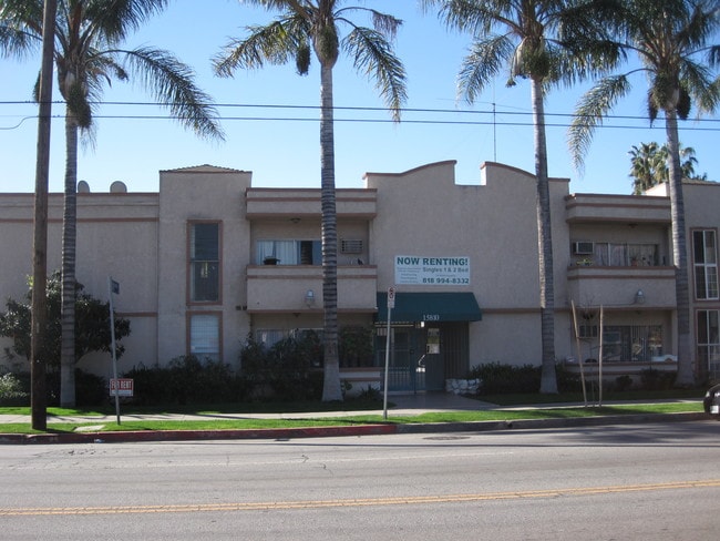 Photo - 15810 Vanowen St Unit 2 br