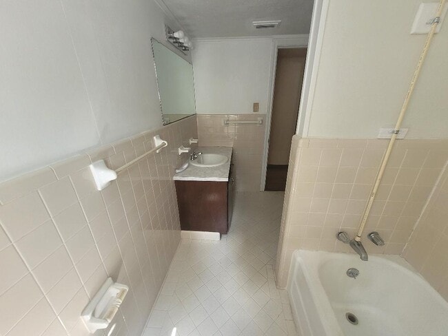 Photo - 2305 Webster Street, Unit B Unit B