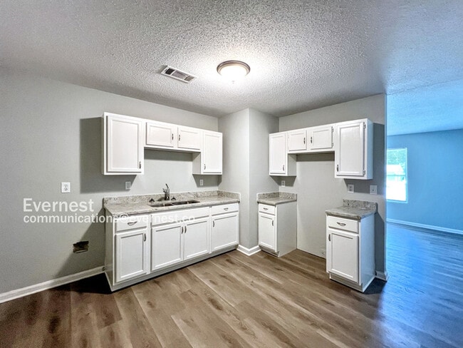 Photo - 3573 Russelwood Dr