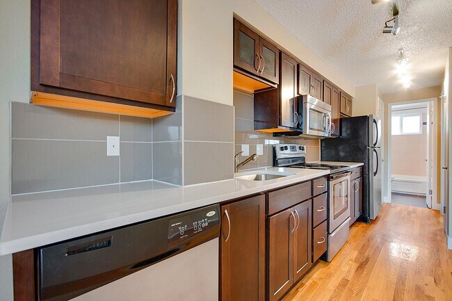 Lofts @ 1418