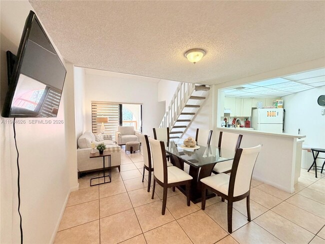 Building Photo - 10233 NW 9th St Cir Unit 206-1