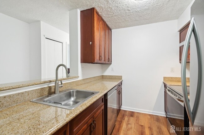 Photo - 701 Aspen Dr