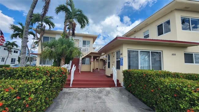 Building Photo - 505 S Ocean Dr Unit A1 Rental