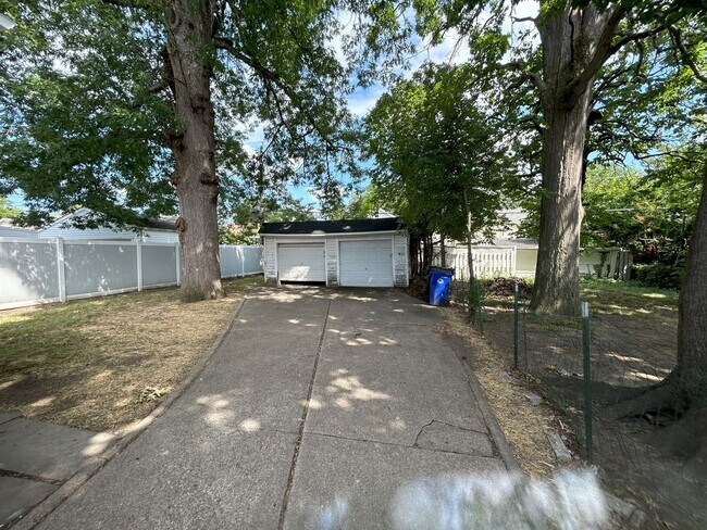 Photo - For August Move-In - West Blvd Area - 2 Bedroom Single Family Home