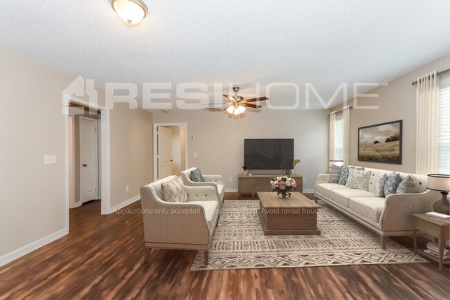 Photo - 220 Beckman St