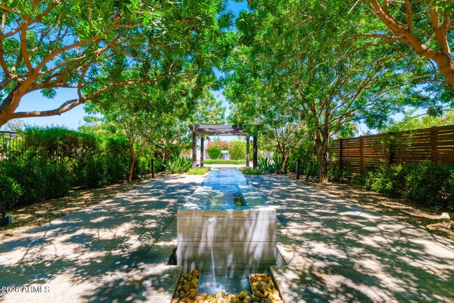 6166 N Scottsdale Rd Unit C1002