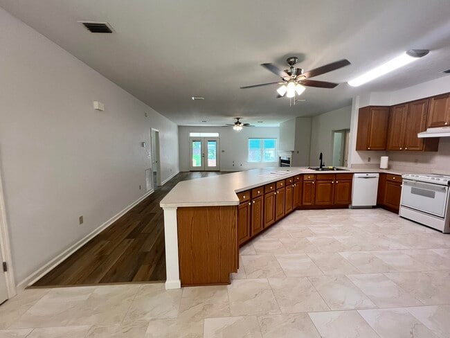 Photo - 4208 McLeod Dr