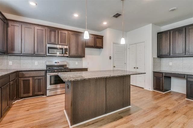 Photo - 3716 Prague Mews