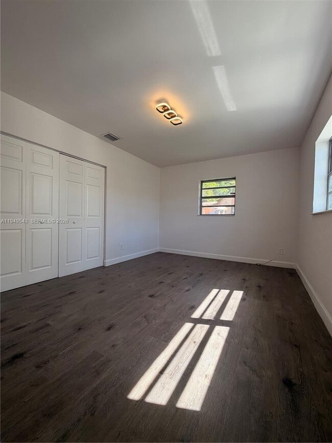 Photo - 634 NW 12th Ave Unidad 1