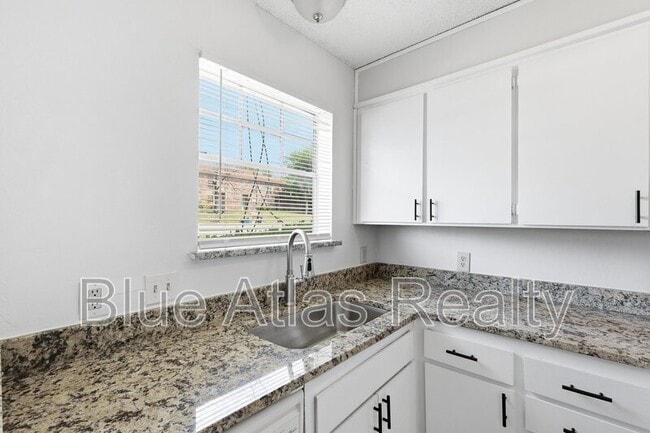 Photo - 3828 Coates Cir