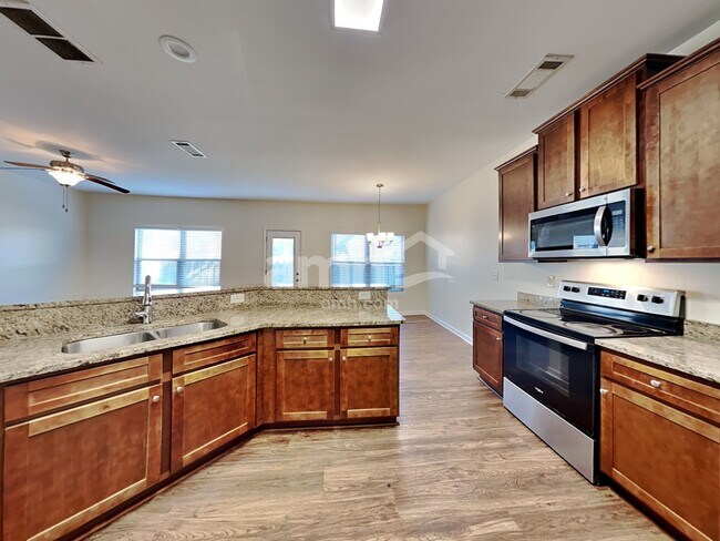 Photo - 1240 Faye Ct