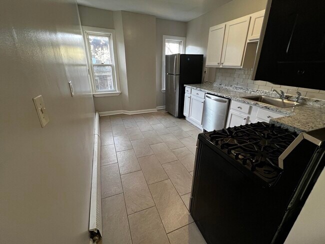 Photo - 35 Harold St Unit 2