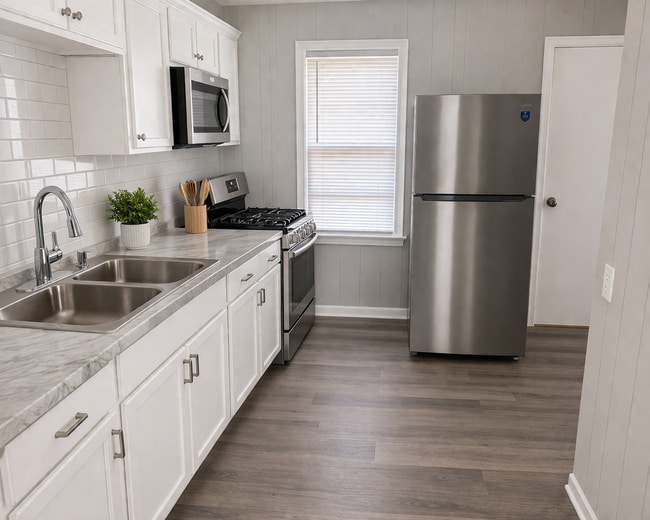 Building Photo - Cute Two Bedroom near KU Medical Center