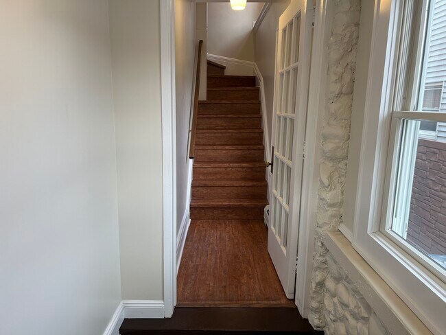 Photo - 324 2nd St Unit 2