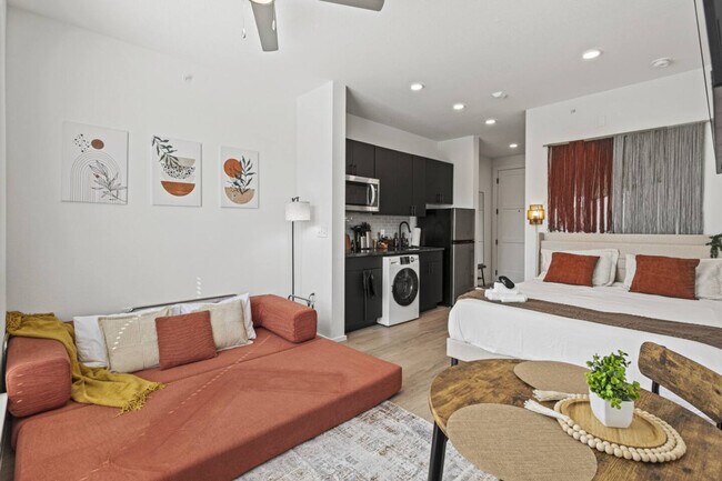 Photo - 601 W 9th St Unidad ID1373717P