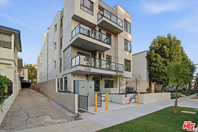 Photo - 1820 Prosser Ave Unit 402