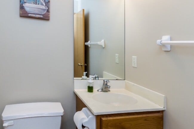 Photo - 6382 13th St N