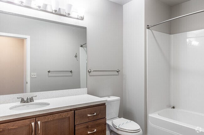 2BR, 2BA - 1479SF