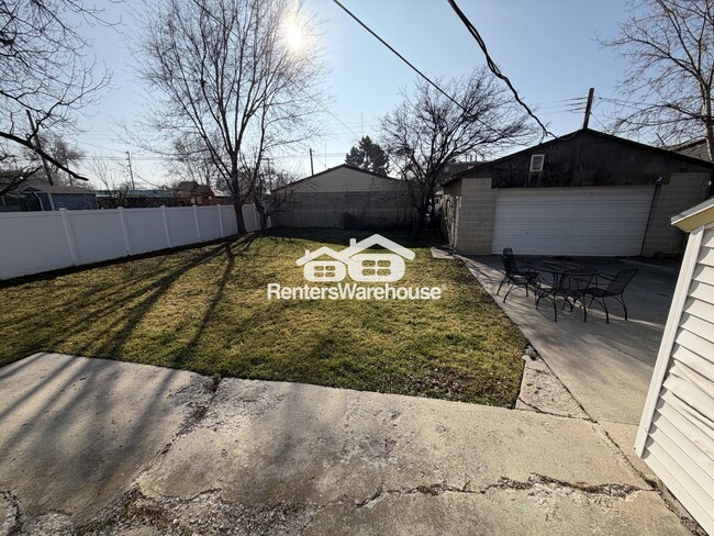 Photo - 318 E Oakland Ave