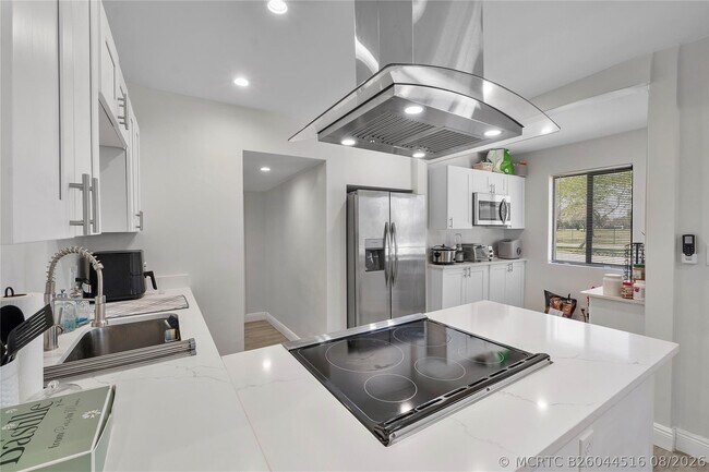 Photo - 342 SW 22nd St
