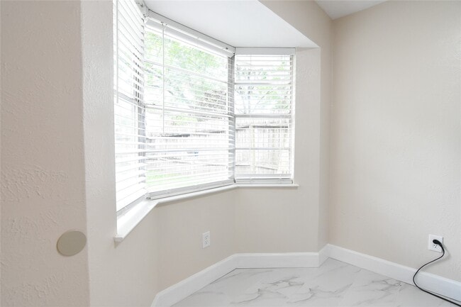 Photo - 13710 Ella Lee Ln