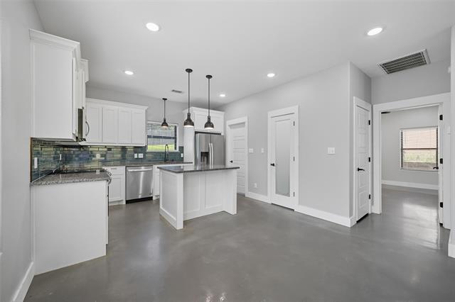 Photo - 610 E Shepherd St