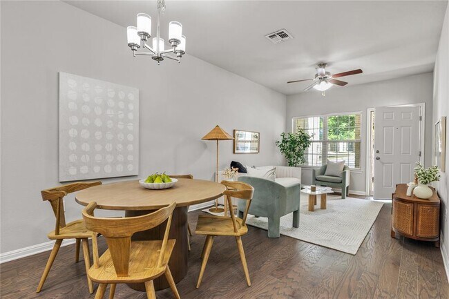 Photo - 131 Thelonious Dr