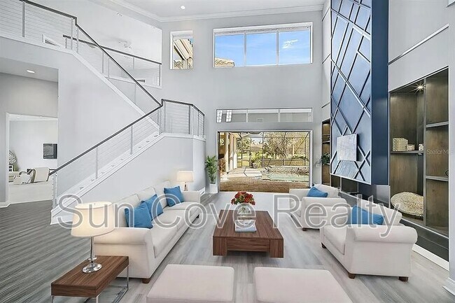 Photo - 854 Macewen Dr