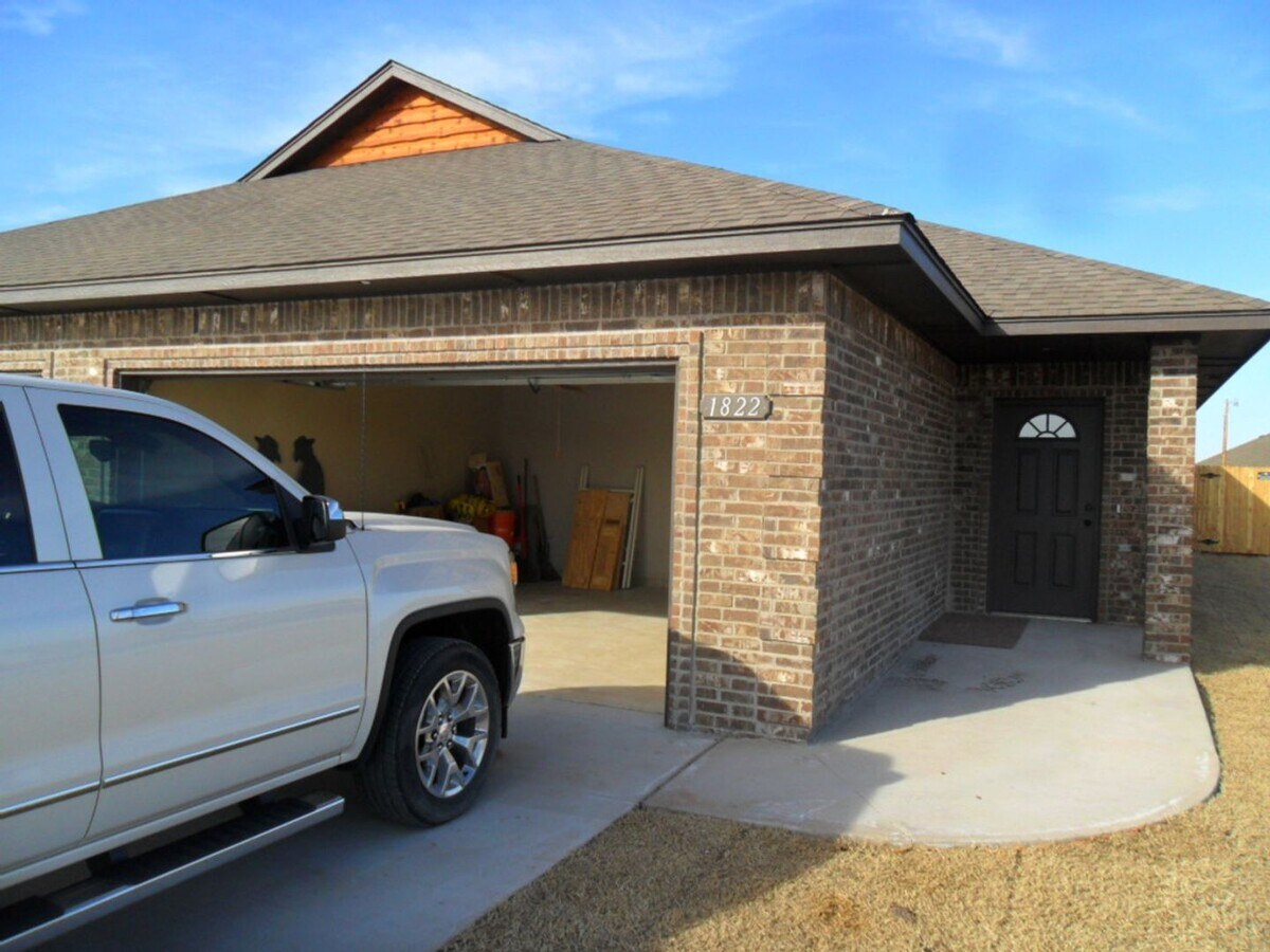 Photo - 1822 Cypress Ln Unit 1822 Cypress Ln