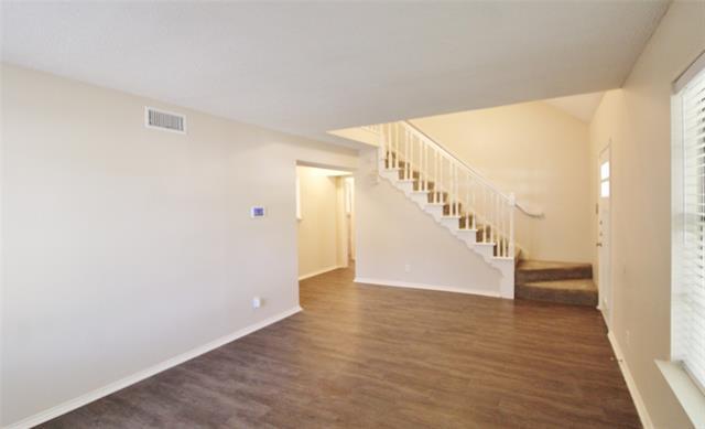 Photo - 900 Valley Ridge Dr