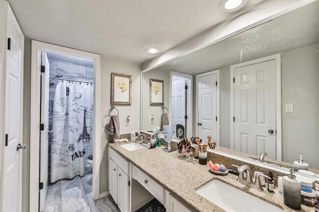 Photo - 10811 Kirktown Dr