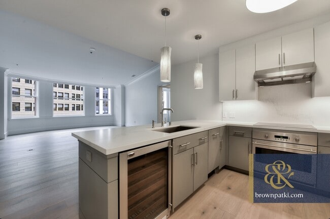 Photo - 690 Market St Unit 703