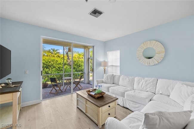 Building Photo - 1305 Sweetwater Cove Unit 104 Rental