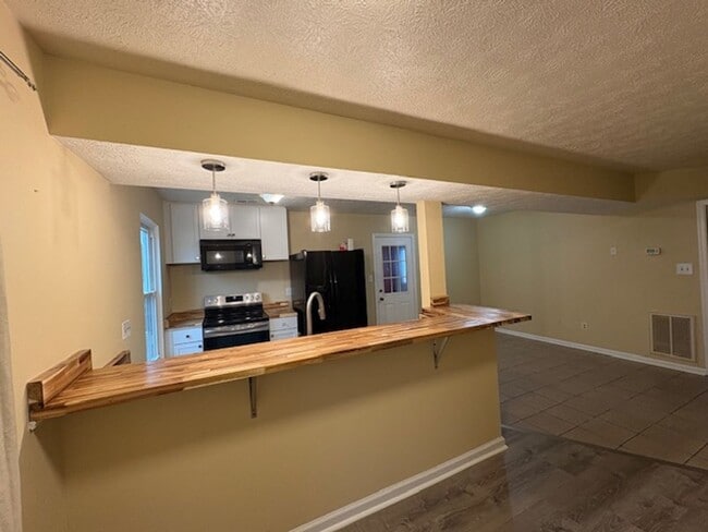 Photo - 619 Randolph Rd