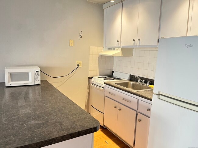 Photo - 94 Washington St Unit APT 18